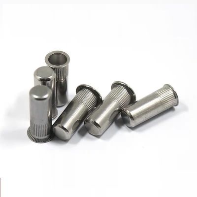 1-35 Pitch Zink Finish Carbon Steel Roestvrij staal Rivet Nuts voor duurzame bevestiging