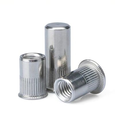 ISO9001 2015 Gecertificeerd M4/5/6/8/10/12 Carbon Steel Rivet Nuts met Big Countersunk Head