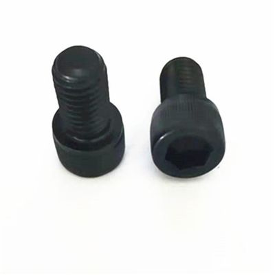 Klasse 4.8/8.8/10.9/12.9 Zwarte zeshoekige schroef DIN912 cilindrische kopbout voor M6-M36
